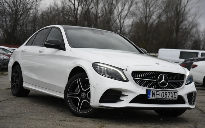 Mercedes-Benz Klasa C cena 126688 przebieg: 157000, rok produkcji 2019 z Sieniawa małe 326